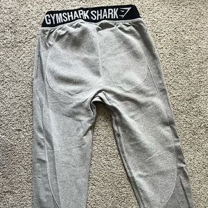Grey gym shark leggings
